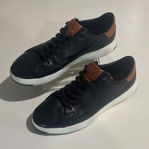 Cole Haan Elegant Black and Brown Leather Sneakers